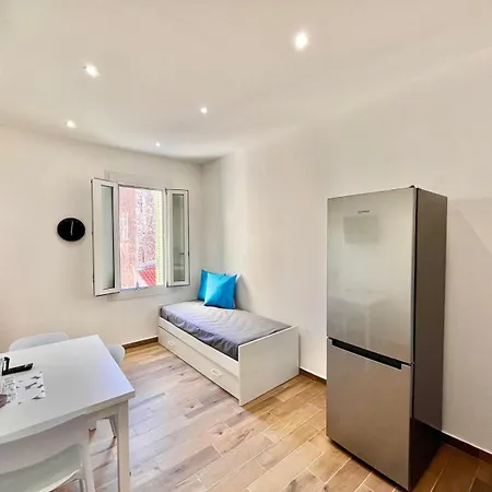 Comfortable 1-Bedroom Central Menton マントン