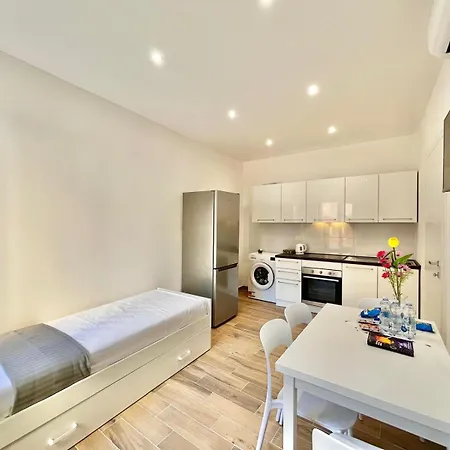 別荘 Comfortable 1-Bedroom Central Menton