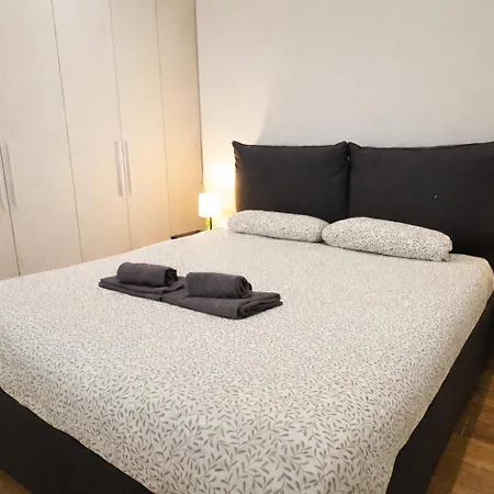 Comfortable 1-bedroom * Menton