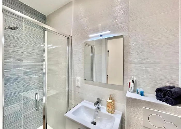 펜션 Comfortable 1-Bedroom Central Menton